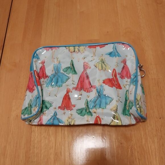 Cosmetic bag - Picture 1 of 3